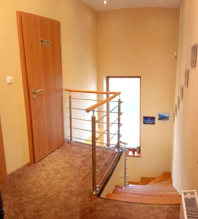 Lovely Apartment, Garden, Parking, Wifi, Netflix Prague Ngoại thất bức ảnh